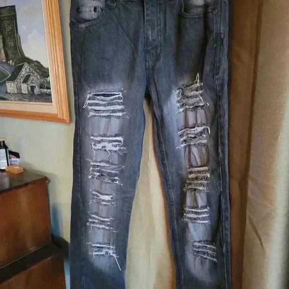 Southpole men's youth Jeans shredded style slim fit  32/32 - Picture 8 of 8